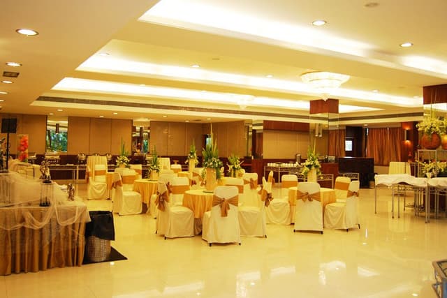 Siddharth Banquets